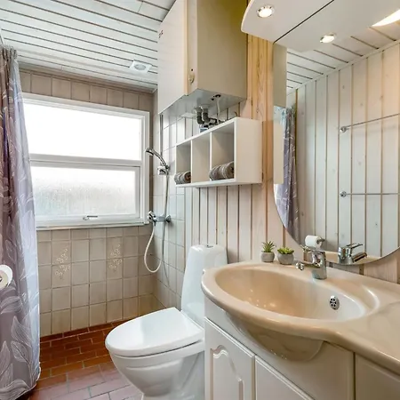 Bentine - 400m From The Sea By Interhome *